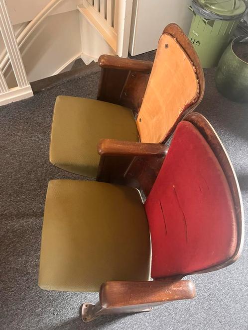 Oude Bioscoopstoelen Fibrocit - Opknapper, Antiek en Kunst, Antiek | Meubels | Stoelen en Banken, Ophalen