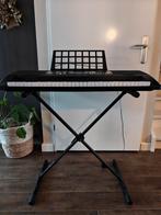 Keyboard MaxMusic KB3 met standaard, Ophalen, Zo goed als nieuw, 61 toetsen, Overige merken