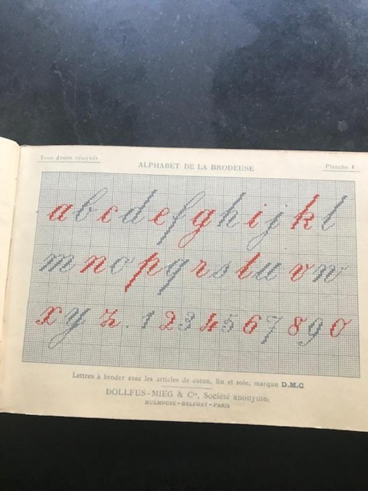 DMC-borduurpatronen met harde kaft, Antiek en Kunst, Curiosa en Brocante, Ophalen of Verzenden