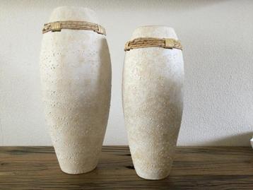 Buikvazen ( 2x)   kleur aardetinten  beschikbaar voor biedingen