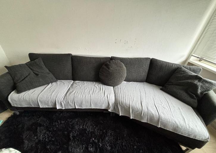 Grey couch (300x140x76) with cover for free, Huis en Inrichting, Banken | Bankstellen, Gebruikt, Hoekbank, Vierpersoons of meer