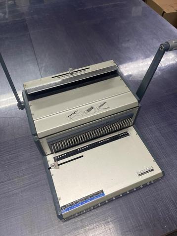 Bindmachine voor Wire-O binding beschikbaar voor biedingen