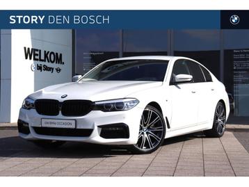BMW 5 Serie 520i Executive M Sport Automaat / Sportstoelen / beschikbaar voor biedingen