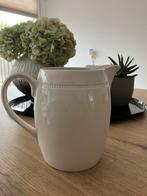 Melkkan sapkan van Royal Stafford servies roomwit., Huis en Inrichting, Ophalen, Overige typen, Zo goed als nieuw, Overige stijlen