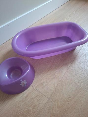 Poppenbadje en poppenpotje set beschikbaar voor biedingen