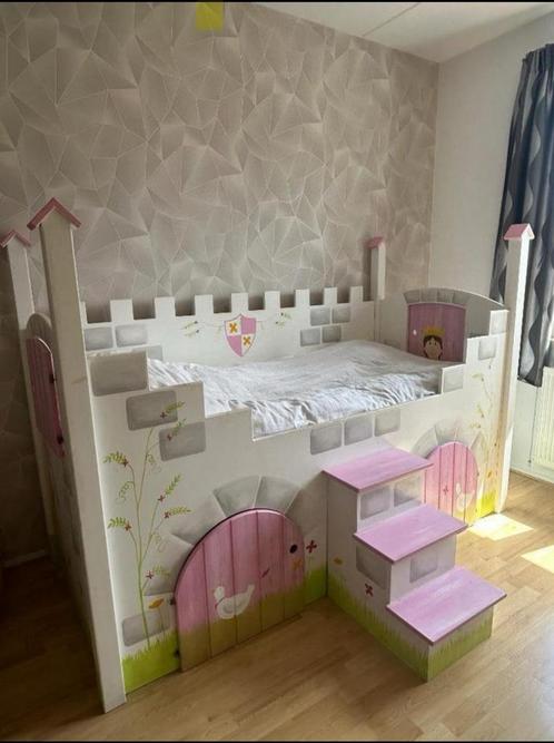 Princes kasteel bed 200x90 + kast, Kinderen en Baby's, Kinderkamer | Bedden, Zo goed als nieuw, 180 cm of meer, 85 tot 100 cm