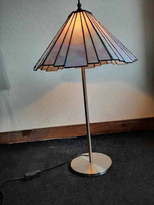 Tiffany Tafellamp, Huis en Inrichting, Lampen | Tafellampen, Nieuw, 50 tot 75 cm, Glas, Ophalen of Verzenden