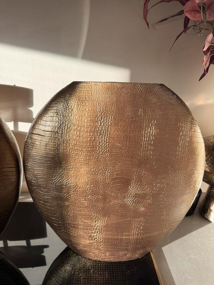 2 Grote Brons/Goudkleurige Potten - ZGAN, Huis en Inrichting, Woonaccessoires | Vazen, Zo goed als nieuw, Overige kleuren, 50 tot 75 cm