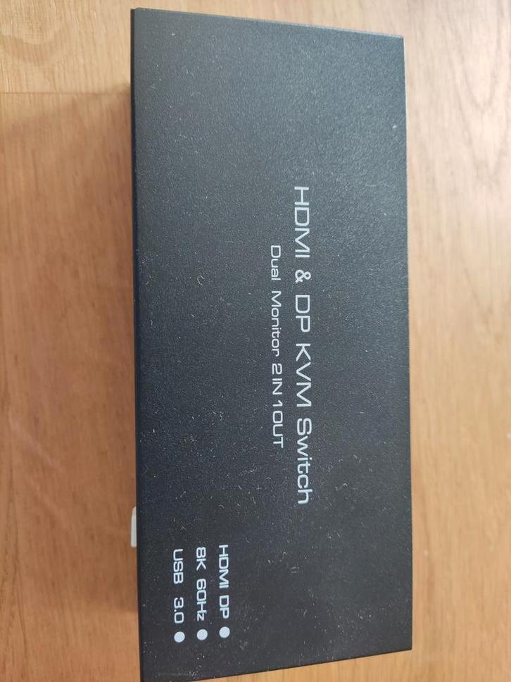 HDMI & DP KVM Switch - Dual Monitor 2 in 1 Out, Computers en Software, Webcams, Zo goed als nieuw, Bedraad, ChromeOS, MacOS, Windows