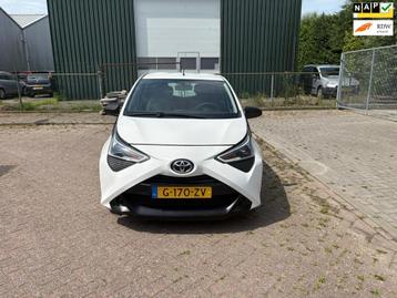 Toyota Aygo 1.0 VVT-i x-fun cruise airco elk ramen bluetooth beschikbaar voor biedingen