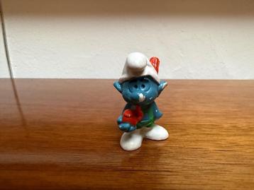 Tiroler Smurf – blauwe ogen beschikbaar voor biedingen