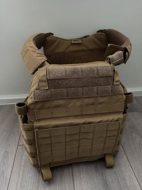 Warrior Assault Systems DCS set Coyote Tan, Verzamelen, Militaria | Algemeen, Landmacht, Nederland, Ophalen of Verzenden