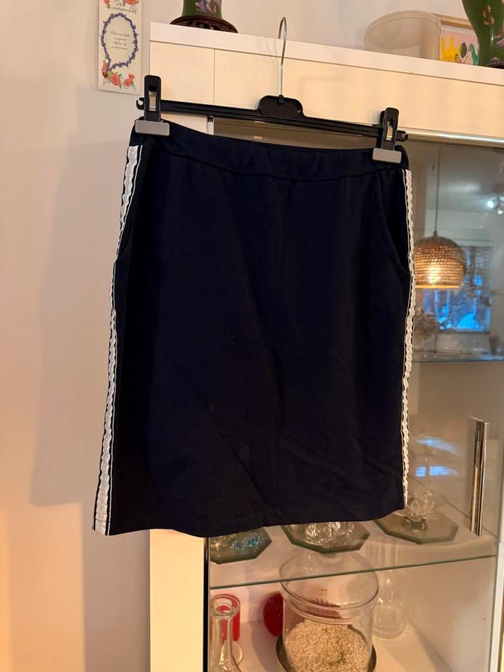 Donkerblauwe rok Sophia - Maat L, Kleding | Dames, Rokken, Zo goed als nieuw, Maat 42/44 (L), Blauw, Boven de knie, Ophalen of Verzenden