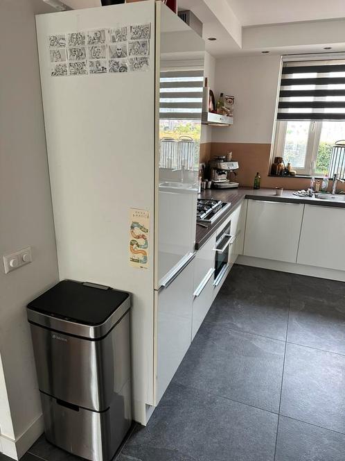 Nette moderne Bruynzeel keuken met Siemens apparatuur!, Huis en Inrichting, Keuken | Complete keukens, Gebruikt, Ophalen