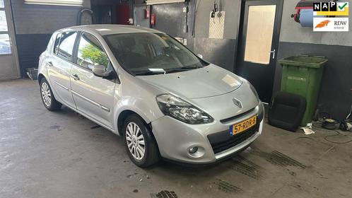 Renault Clio 1.2 Collection 5-deurs AIRCO, Auto's, Renault, Bedrijf, Te koop, Clio, ABS, Airbags, Airconditioning, Boordcomputer