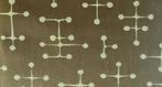 Maharam Dot Pattern 003; groen+beige; restant meubelstof, Overige materialen, Nieuw, Ophalen of Verzenden, 30 tot 120 cm