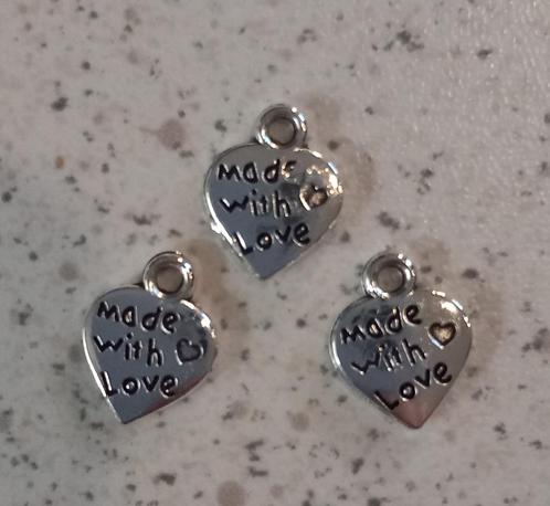 Hart made with love bedel metaal "nieuw", Hobby en Vrije tijd, Kralen en Sieraden maken, Nieuw, Bedel, Ophalen of Verzenden