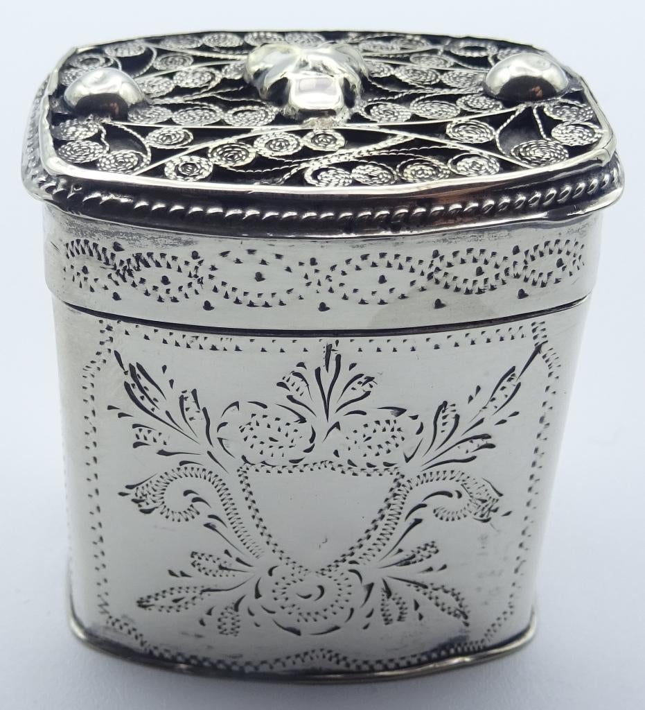 Lodereindoosje, Hollands antiek, zilver. 120,00 euro., Verzenden, Zilver