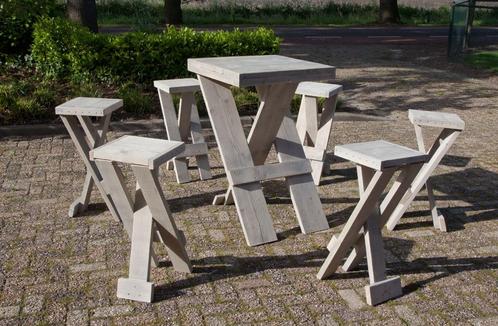 Nieuw steigerhout tafel met 6 krukken inklapbaar, Huis en Inrichting, Barkrukken, Nieuw, Verzenden