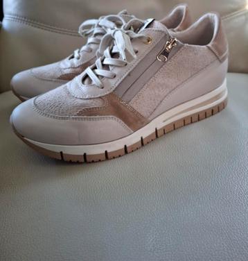 DL Sport leren sneakers wit/creme maat:41 nieuwstaat ! beschikbaar voor biedingen