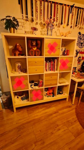 Ikea Kallax kast 16 vakken + lade inzet & onderstel beschikbaar voor biedingen