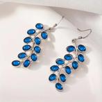 Lange oorbellen met blauwe steentjes, Overige materialen, Hangers, Blauw, Mjcm190928@gmail.com