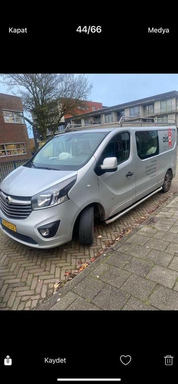 Opel Vivaro, renault traffic dubbel cab  imperial dakdrager  beschikbaar voor biedingen