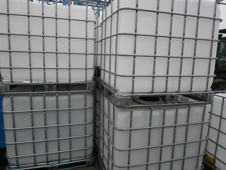 ibc 1000 liter waterbak regenton wateropvang houtkratten, Tuin en Terras, Regentonnen, Gebruikt, Kunststof, 150 liter of meer