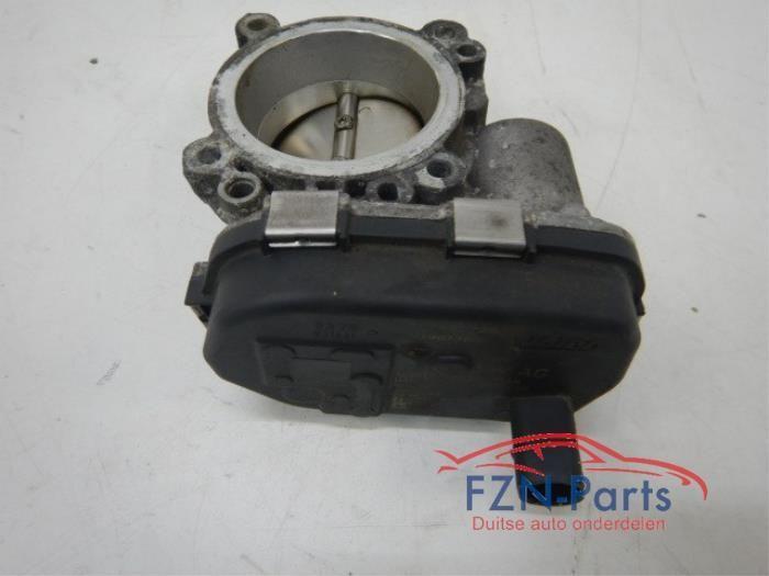 Gasklephuis Volkswagen Golf (22744810), Auto-onderdelen, Brandstofsystemen, Gebruikt, Ophalen