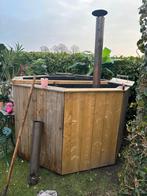 Houtgestookte hottub, Tuin en Terras, Bubbelbaden en Hottubs, Ophalen of Verzenden, Zo goed als nieuw, Filter