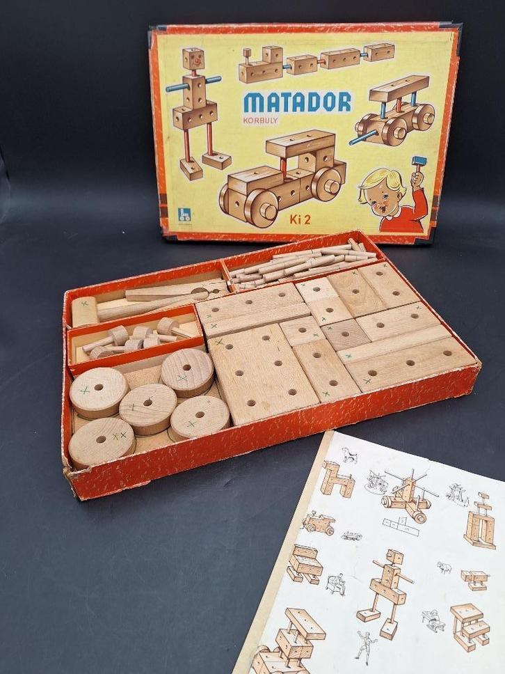 oud matador doos Korbuly, Ki 2, Antiek en Kunst, Antiek | Speelgoed, Ophalen of Verzenden