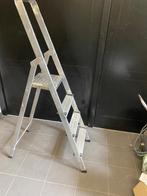 2 trapjes met 4 treden, +/-90cm, Doe-het-zelf en Verbouw, Ladders en Trappen, Ophalen, Gebruikt, Trap, Opvouwbaar of Inschuifbaar