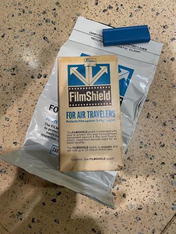 FilmShield X-ray protection bag for 20 rolls of 35mm film beschikbaar voor biedingen