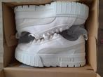 Te koop 2x gedragen Puma Mayza Black Canvas beige gympen 39, Kleding | Dames, Ophalen of Verzenden