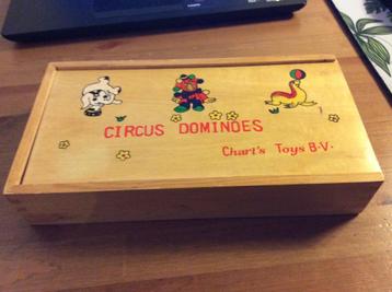 Vintage houten Domino spel Circus Dominoes beschikbaar voor biedingen