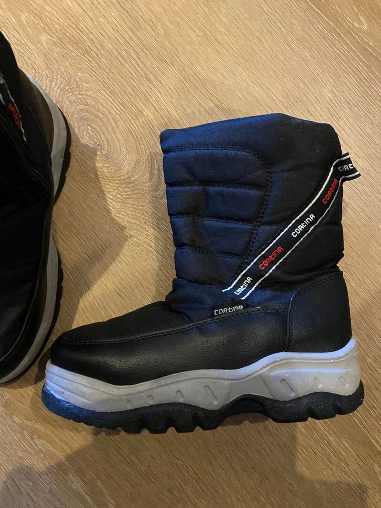 Snowboots cortina maat 32, Kinderen en Baby's, Ophalen of Verzenden, Zo goed als nieuw