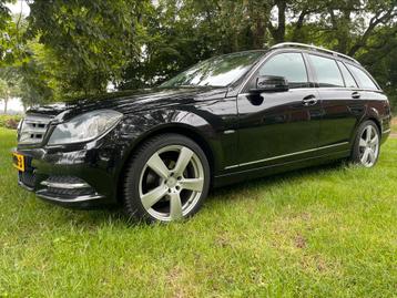 Mercedes-Benz C-Klasse 1.8 C180 CGI Estate AUT 2011 Zwart beschikbaar voor biedingen