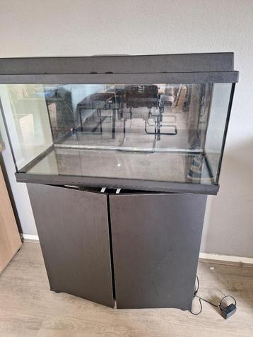 Aquarium 80 centimeter beschikbaar voor biedingen