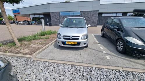 Opel Agila, Auto's, Opel, Particulier, Zilver of Grijs, Ophalen