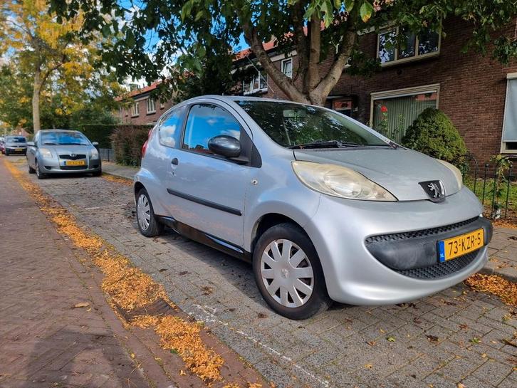 Peugeot 107 met nieuwe apk lage kilomerstand, Auto's, Peugeot, Particulier, Benzine, A, Hatchback, Handgeschakeld, Geïmporteerd