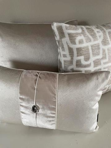 Nieuw! Sierkussens in luxe Beige/creme tinten beschikbaar voor biedingen