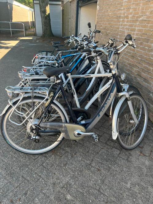 Partij van 7 defecte e-bike en 2 mtb en 1 damesfiets, Fietsen en Brommers, Elektrische fietsen, Zo goed als nieuw, Overige merken