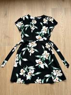 Zomerjurk met witte bloemen van Dorothy Perkins maat 34, Verzenden, Zwart, Zo goed als nieuw, Dorothy Perkins