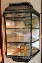 Bijzondere Indiase muur vitrinekast, Huis en Inrichting, Kasten | Vitrinekasten, Ophalen, 50 tot 100 cm, Zo goed als nieuw, Glas