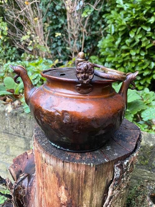 Oude koperen waterkoker met dubbele tuit, Antiek en Kunst, Antiek | Koper en Brons, Koper, Ophalen of Verzenden