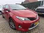 Toyota Auris Touring Sports 1.8 Hybrid Lease XENON/PANO/CLIM, Auto's, Gebruikt, Origineel Nederlands, Hybride Elektrisch/Benzine