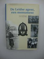 "De Leidse agent, een monument", Stuifbergen en Rozendaal, Ophalen of Verzenden, 20e eeuw of later, Gelezen