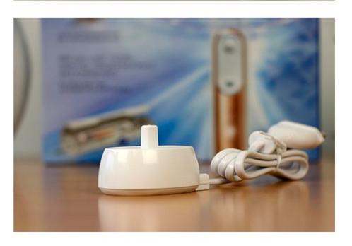 Oral-B Oplader Elektrische Tandenborstel 3757 Wit, Sieraden, Tassen en Uiterlijk, Uiterlijk | Mondverzorging, Nieuw, Overige typen