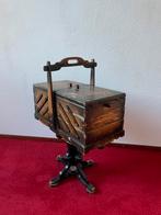 Antieke naaidoos, Antiek en Kunst, Ophalen