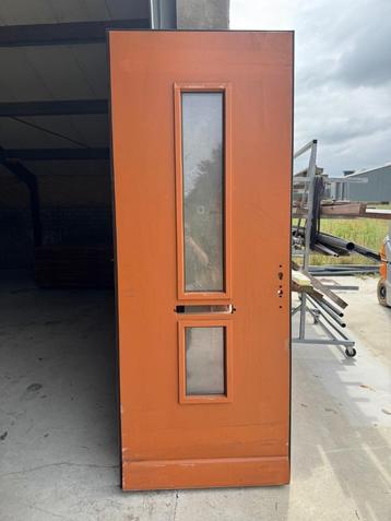 nieuwe voordeur hardhout  afmeting 2355 x 930 x 55 mm beschikbaar voor biedingen